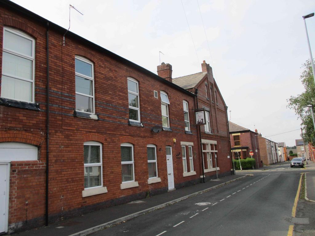 The Courts, 48 Church Street, Leigh, Greater Manchester, WN7 1 bed flat