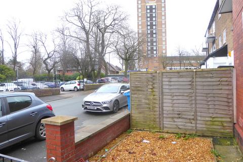 4 bedroom terraced house to rent, Langley Road, Fallowfield, Manchester