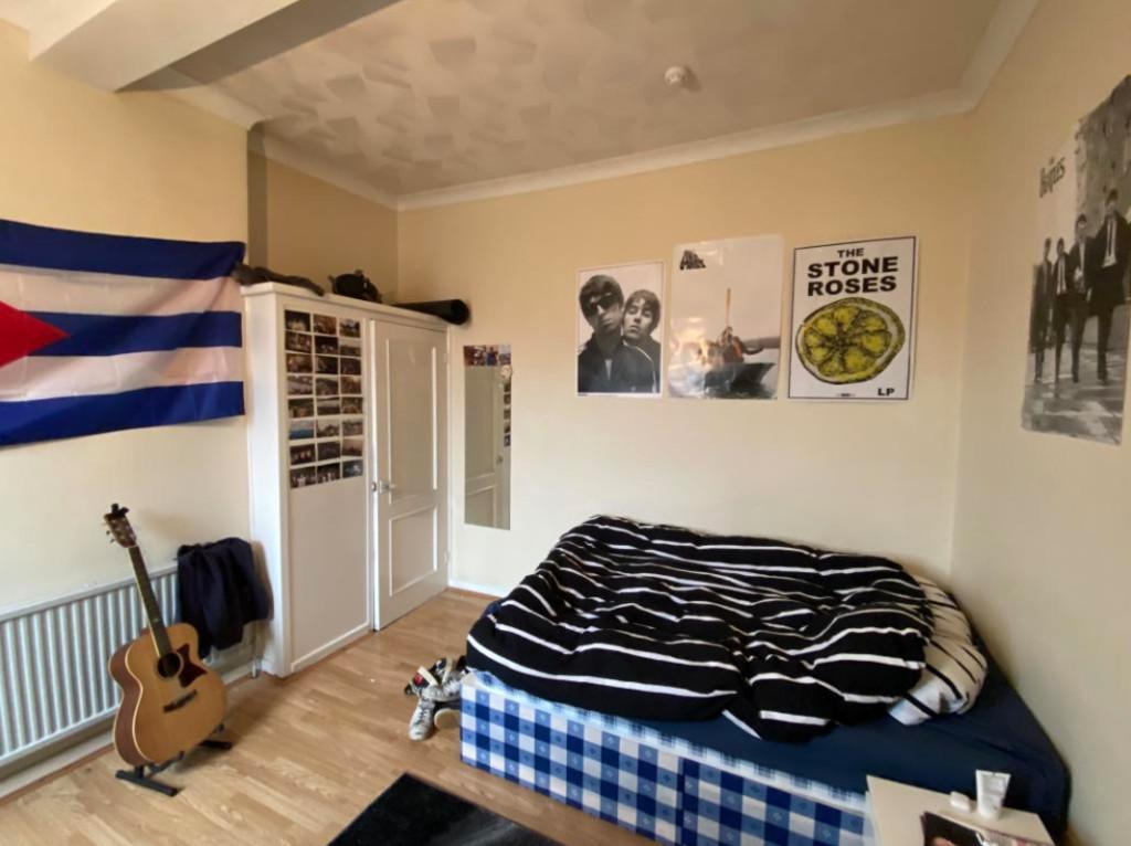 House in Southampton - View 5