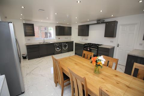 6 bedroom house to rent - Charter Avenue, Canley, Coventry