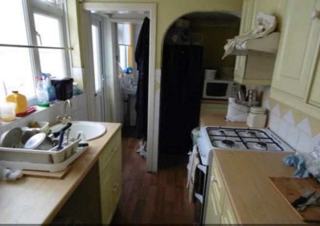 Saint-agatha-s-road-cv2-4dx-912743