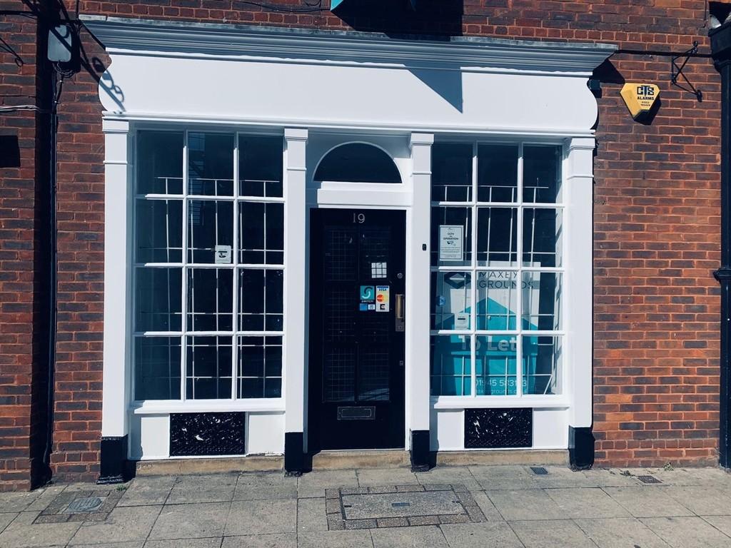 Old Market, Wisbech Retail property (high street) £667 pcm (£154 pw)