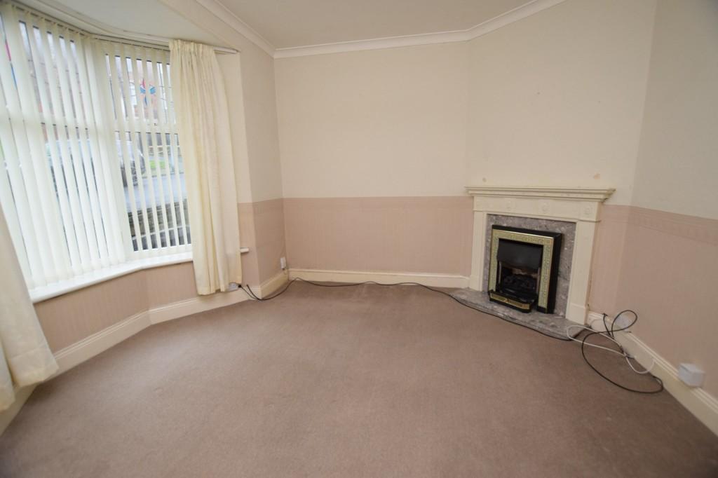 Ernest Terrace, Shield Row, Stanley 2 bed terraced house £200 pcm (£