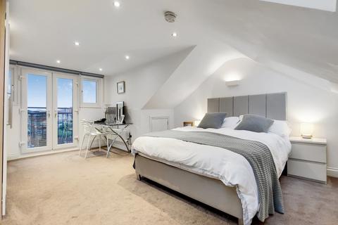 3 bedroom apartment to rent, Chamberlayne Road, Kensal Rise NW10