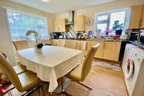 2 bedroom apartment to rent, Beverley Hall, Manor Road, Bournemouth