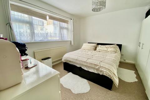 2 bedroom apartment to rent, Beverley Hall, Manor Road, Bournemouth