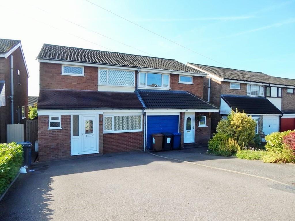 Chase Road, Burntwood 3 bed semidetached house £725 pcm (£167 pw)