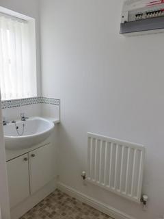 3 bedroom detached house to rent, Wises Farm Road, HULL, HU5 4GA