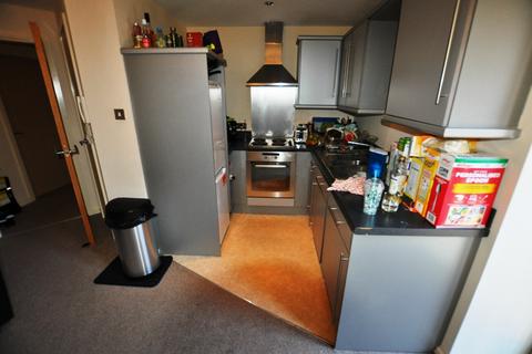 3 bedroom apartment to rent, Rialto, Newcastle Upon Tyne