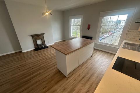 undefined, Flat 2,  4 Clarendon Square, CV32 5QJ