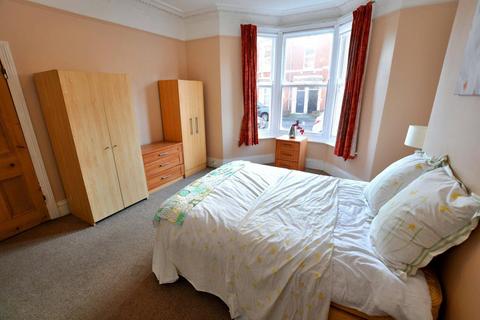 4 bedroom maisonette to rent, Fairfield Road, Jesmond, Newcastle Upon Tyne