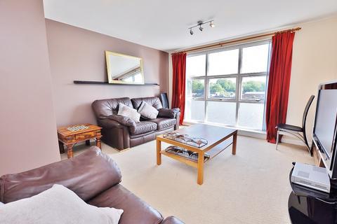 2 bedroom apartment to rent, Mariners Wharf, Quayside, Newcastle Upon Tyne