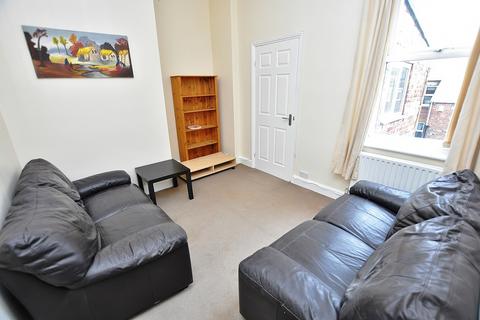 3 bedroom flat to rent, Doncaster Road, Sandyford, Newcastle Upon Tyne