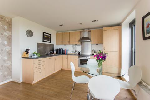 2 bedroom flat to rent - Western Harbour View, Newhaven, Edinburgh, EH6