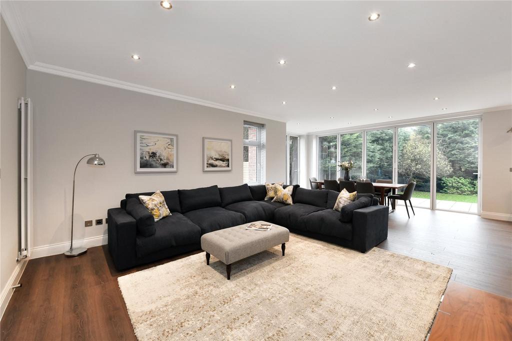 Kingsgate Avenue, Finchley, N3 6 bed detached house £2,000,000