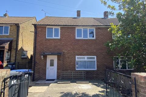 3 bedroom semi-detached house to rent, Shipman Avenue, Canterbury CT2