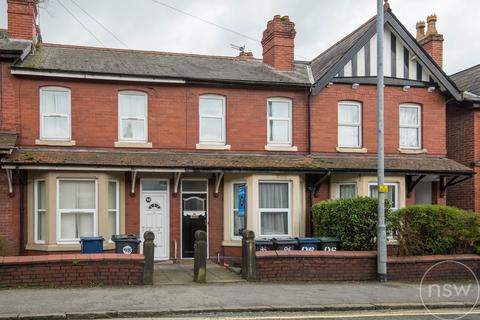 4 bedroom terraced house to rent, Wigan Road, Ormskirk