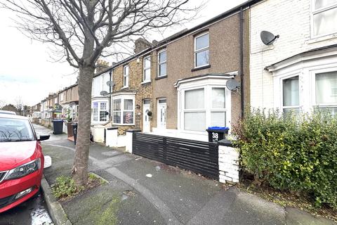 2 bedroom terraced house to rent, Margate