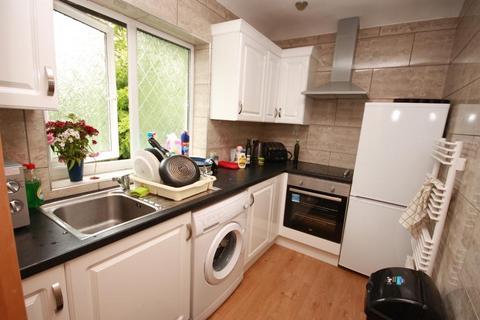 House share to rent, Long Drive, East Acton, London, W3 7PP