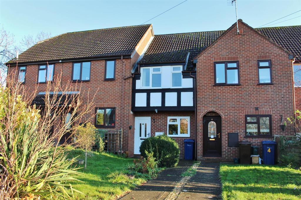 Springhill Court, Sandhurst Lane, Gloucester 2 bed terraced house £550 pcm (£127 pw)