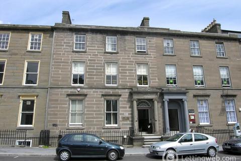 2 bedroom flat to rent - (Attic) 17 South Tay Street, ,