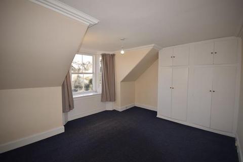 5 bedroom end of terrace house to rent, 6 Dempster Terrace, St Andrews, KY16