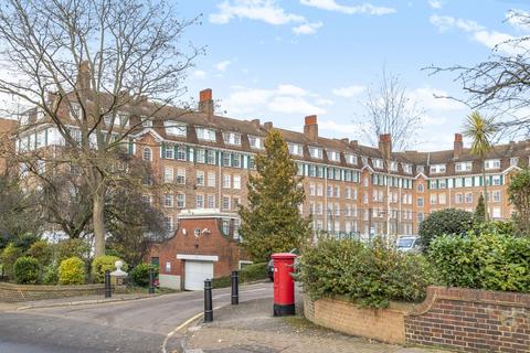 2 bedroom apartment to rent, Richmond Hill Court,  Richmond,  TW10