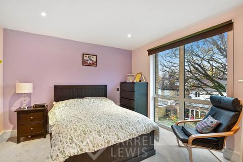 3 bedroom townhouse for sale, Sir Alexander Close, London W3