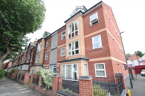 4 bedroom apartment to rent, Castle Boulevard, Lenton, England