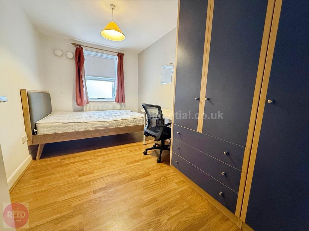 Apartment in Nottingham, Old Lenton, Lenton - View 5