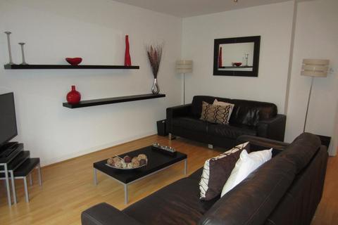 2 bedroom flat to rent, Albury Mansions, First Floor Left, AB11