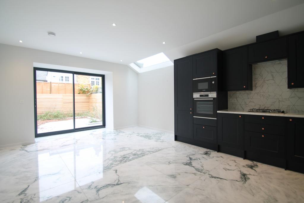 NEW DEVELOPMENT - 3 Bedroom House