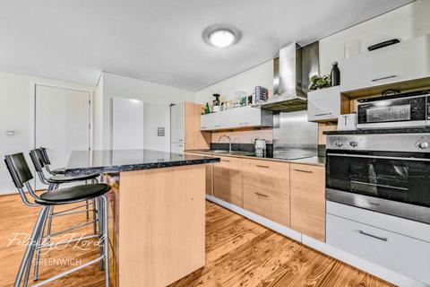 2 bedroom apartment to rent, West Parkside, Greenwich