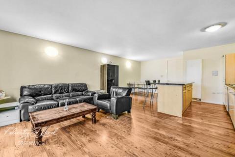 2 bedroom apartment to rent, West Parkside, Greenwich