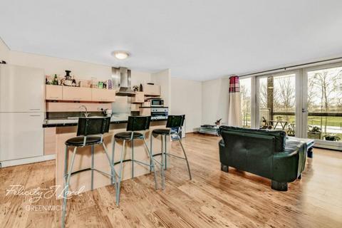 2 bedroom apartment to rent, West Parkside, Greenwich