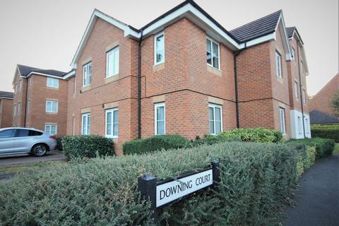 2 bedroom apartment to rent, Two bedroom flat in Downing Court, Borehamwood