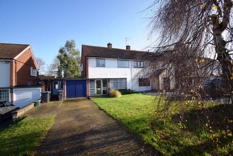 Watlington Road, Harlow 3 bed semidetached house £425,000