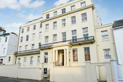 Studio to rent, Buckingham Place, St. Annes House, BN1