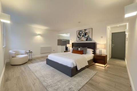 Studio to rent, Buckingham Place, St. Annes House, BN1