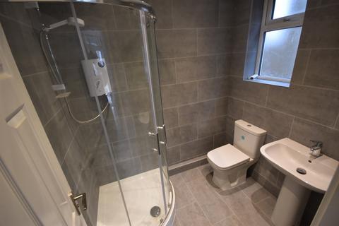 5 bedroom semi-detached house to rent, Weyland Road, Headington, Oxford