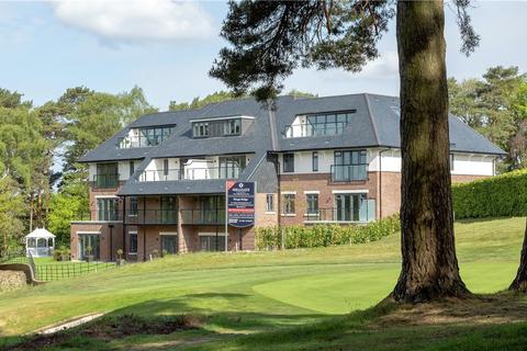 2 bedroom flat for sale - Golf Drive, Camberley, Surrey, GU15