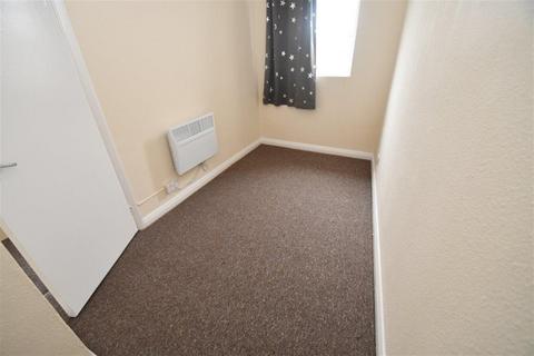 3 bedroom maisonette to rent, Godalming GU7