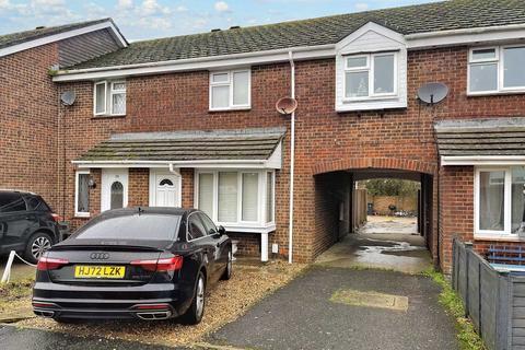 3 bedroom terraced house to rent, Rodney Drive, Christchurch BH23