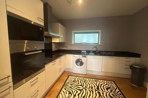 2 bedroom apartment to rent, 2A CLIFTON DRIVE, LYTHAM ST-ANNES, LYTHAM FY8