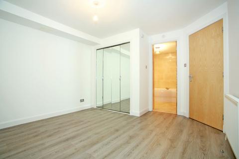 2 bedroom flat to rent, Riverside Terrace, Aberdeen, AB10