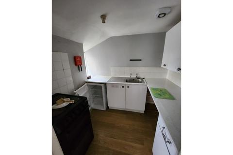 Studio to rent, 121C Fore Street, North Petherton, TA6