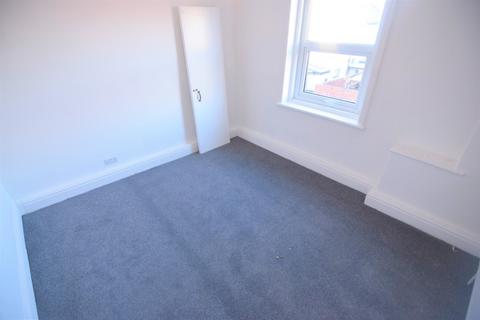 2 bedroom apartment to rent, Bright Street, Blackpool