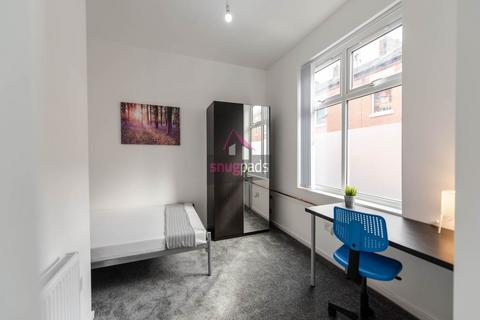 7 bedroom house to rent, Broad Street, Salford,