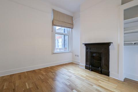 1 bedroom ground floor maisonette to rent, Southfield Road, Chiswick