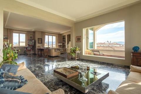 3 bedroom apartment - Arno Apartment, Florence, Tuscany